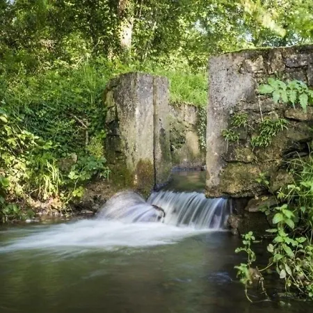 House Du Moulin 1 بيت للعطل Aynac