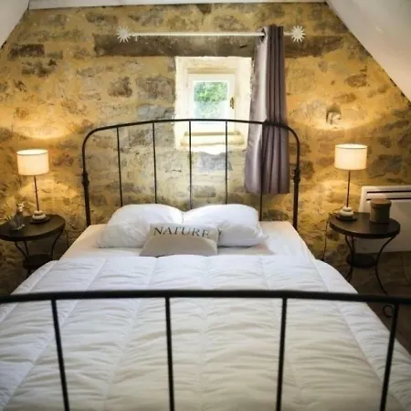 House Du Moulin 1 *